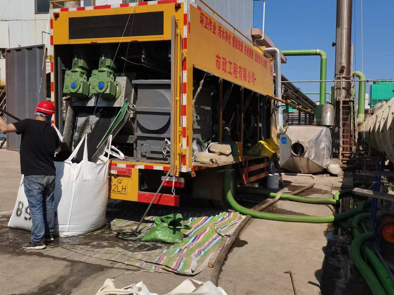 山东淤泥压干处理